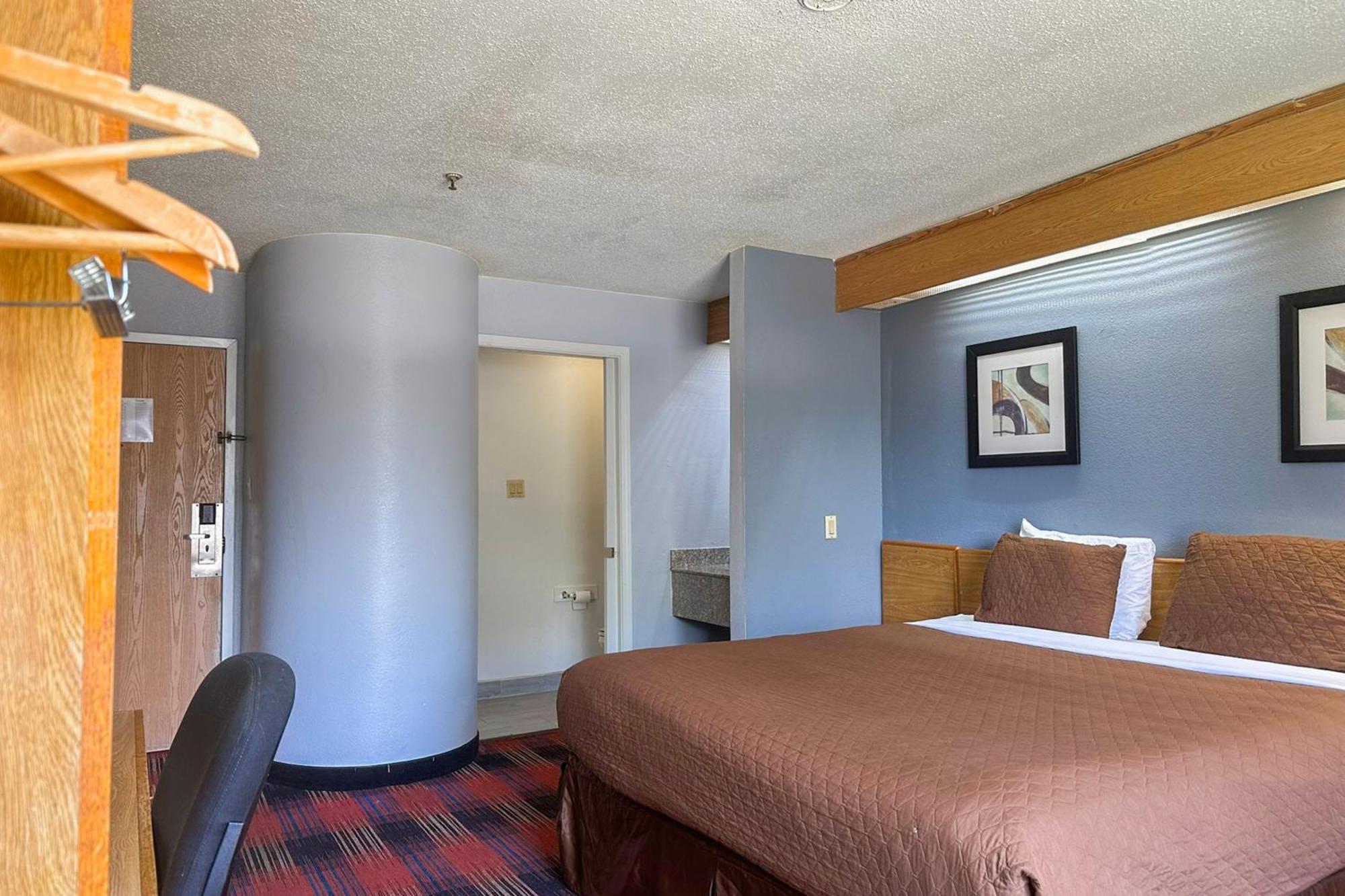Classic Inn By Oyo I- 240 Near Memphis Airport Extérieur photo