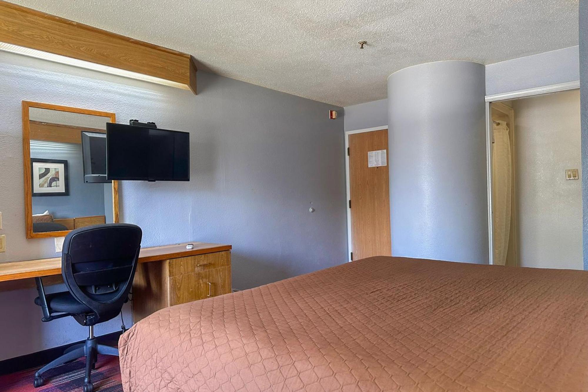 Classic Inn By Oyo I- 240 Near Memphis Airport Extérieur photo
