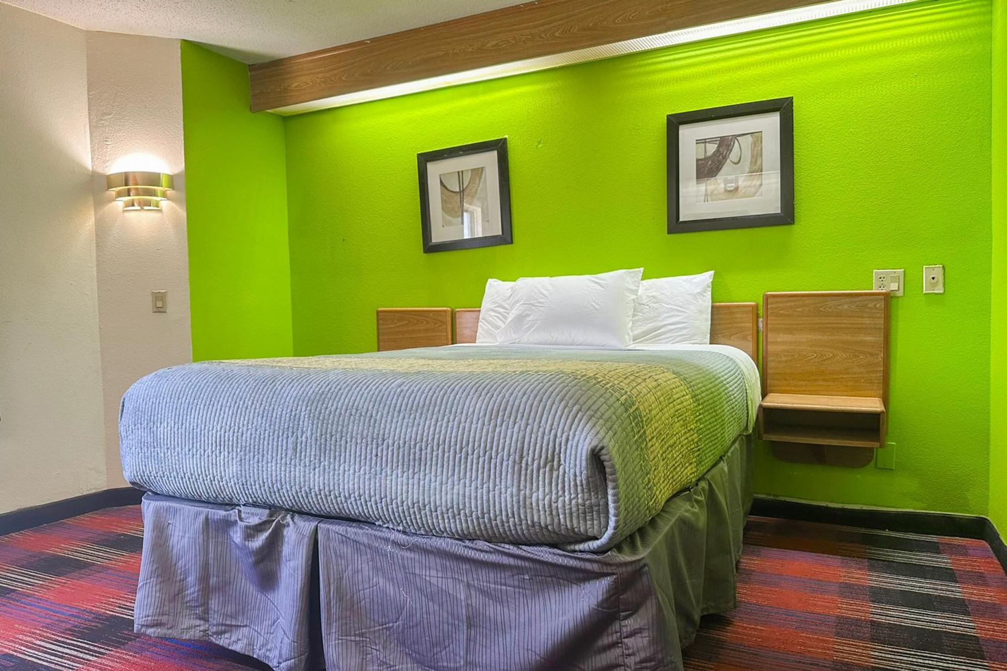 Classic Inn By Oyo I- 240 Near Memphis Airport Extérieur photo