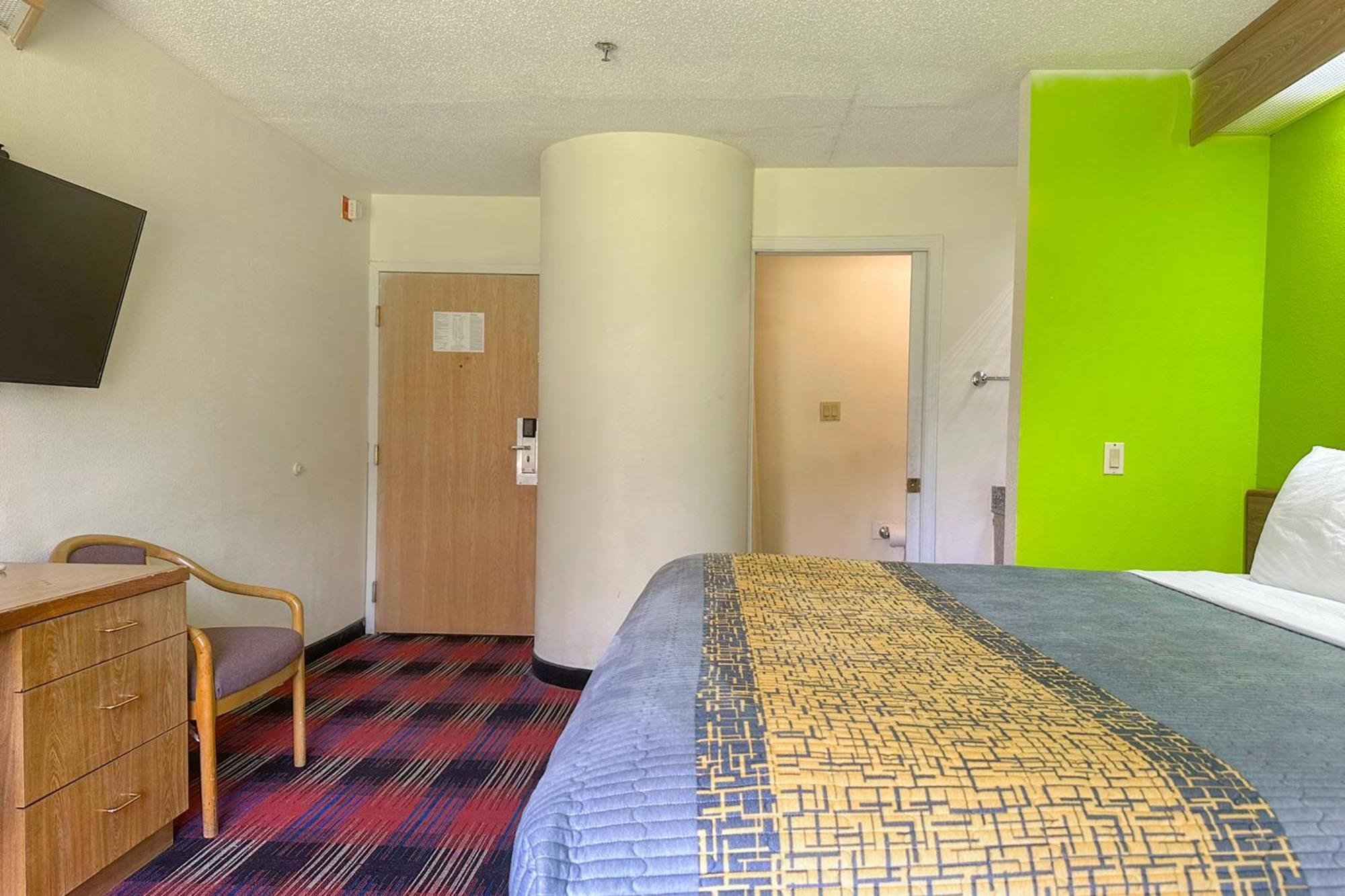 Classic Inn By Oyo I- 240 Near Memphis Airport Extérieur photo