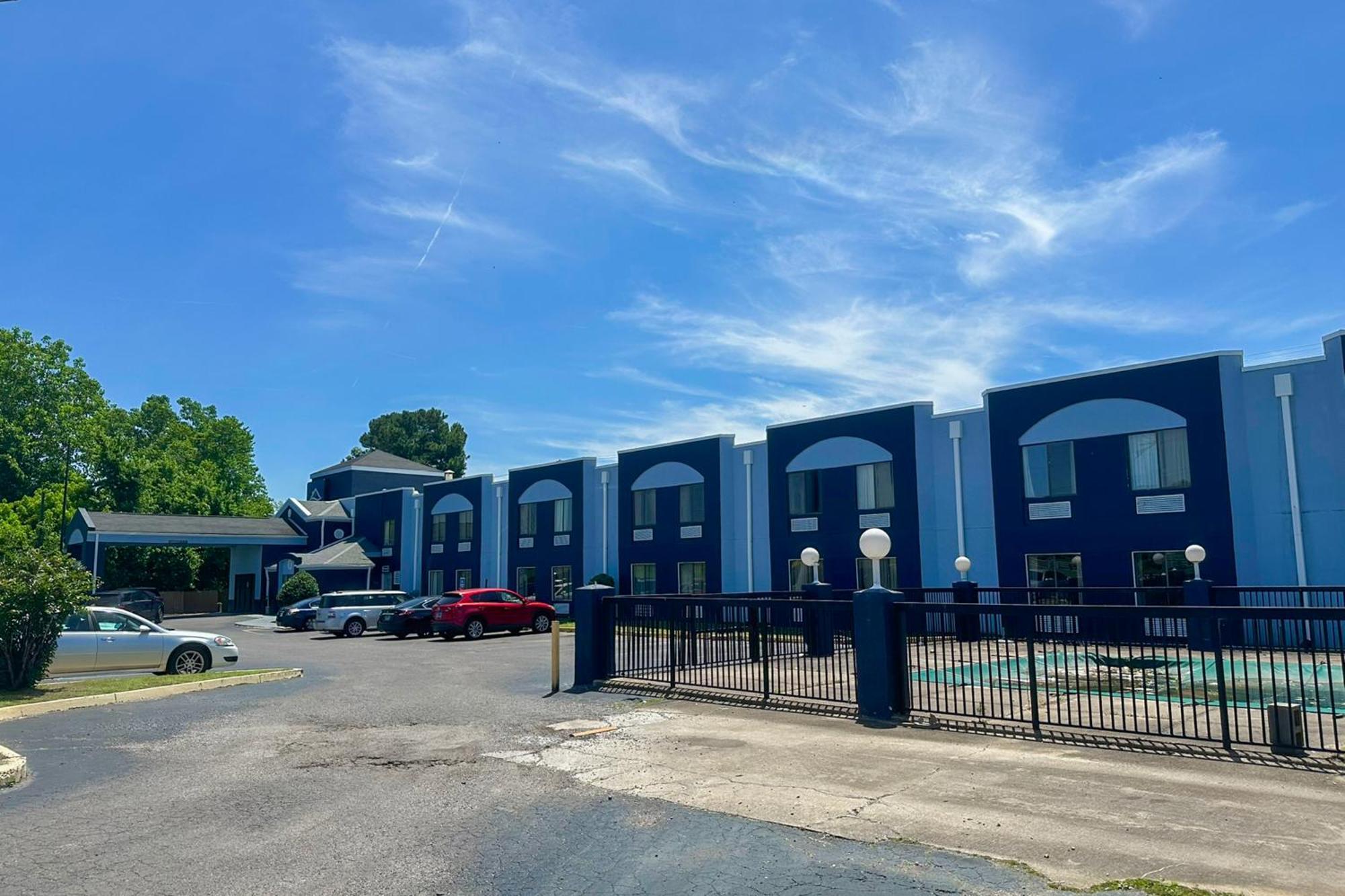 Classic Inn By Oyo I- 240 Near Memphis Airport Extérieur photo